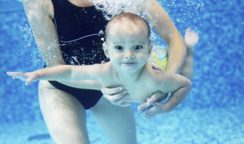 Signs of Progress You’ll Notice During Huntsville Swimming Lessons for Infants